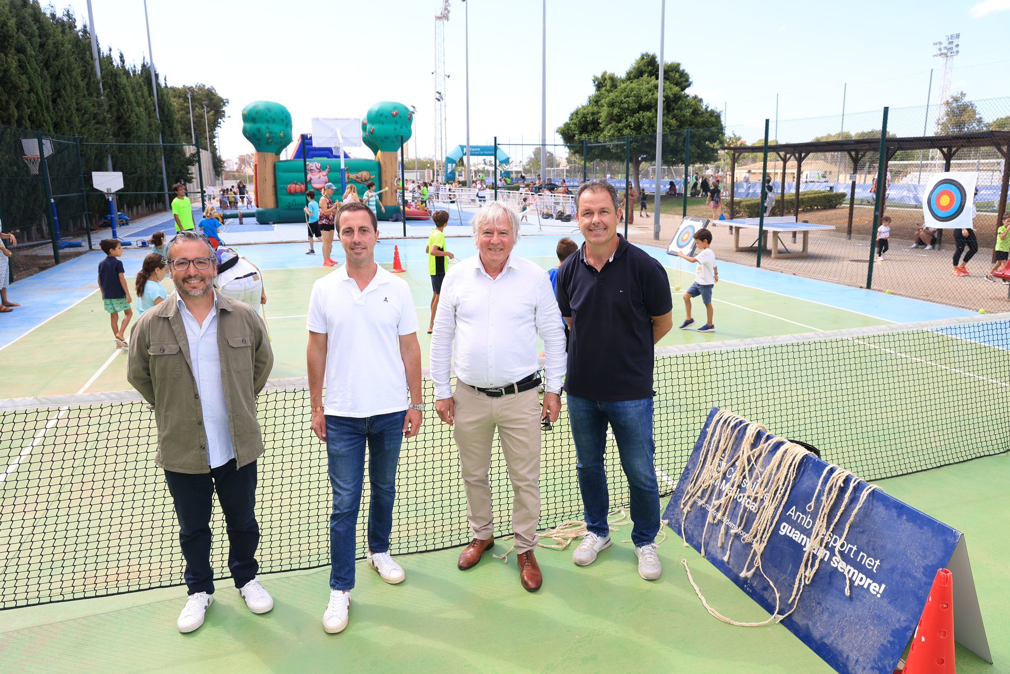 El presidente Galmés, junto a los consejeros Rubio y Rodríguez, durante la jornada deportiva.