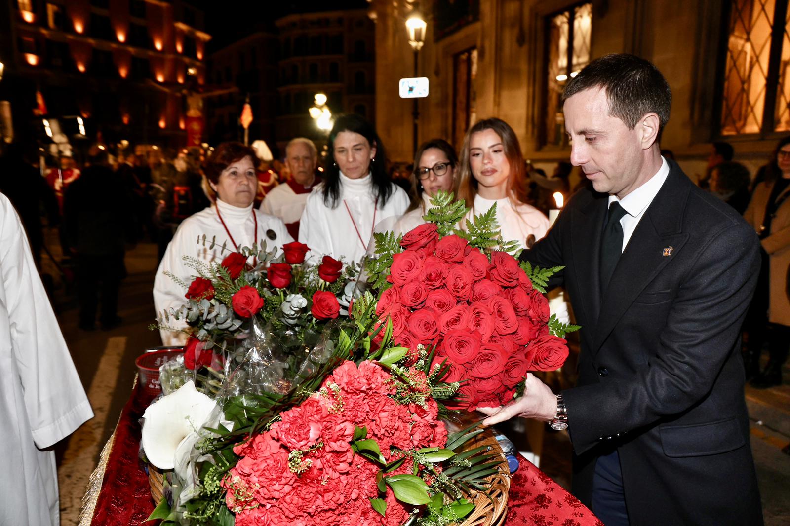 Imágenes del Presidente del Consell de Mallorca en la ofrenda floral 
