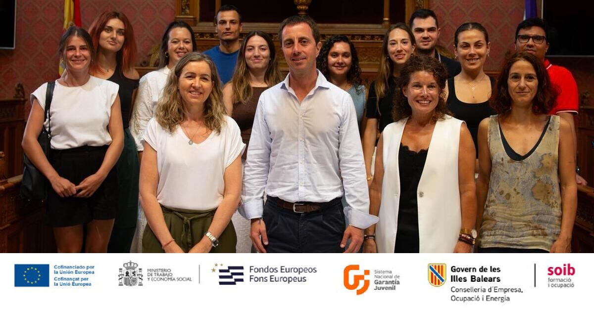 El presidente Galmés da la bienvenida a los 11 jóvenes cualificados que se incorporan al Consell de Mallorca y al IMAS.