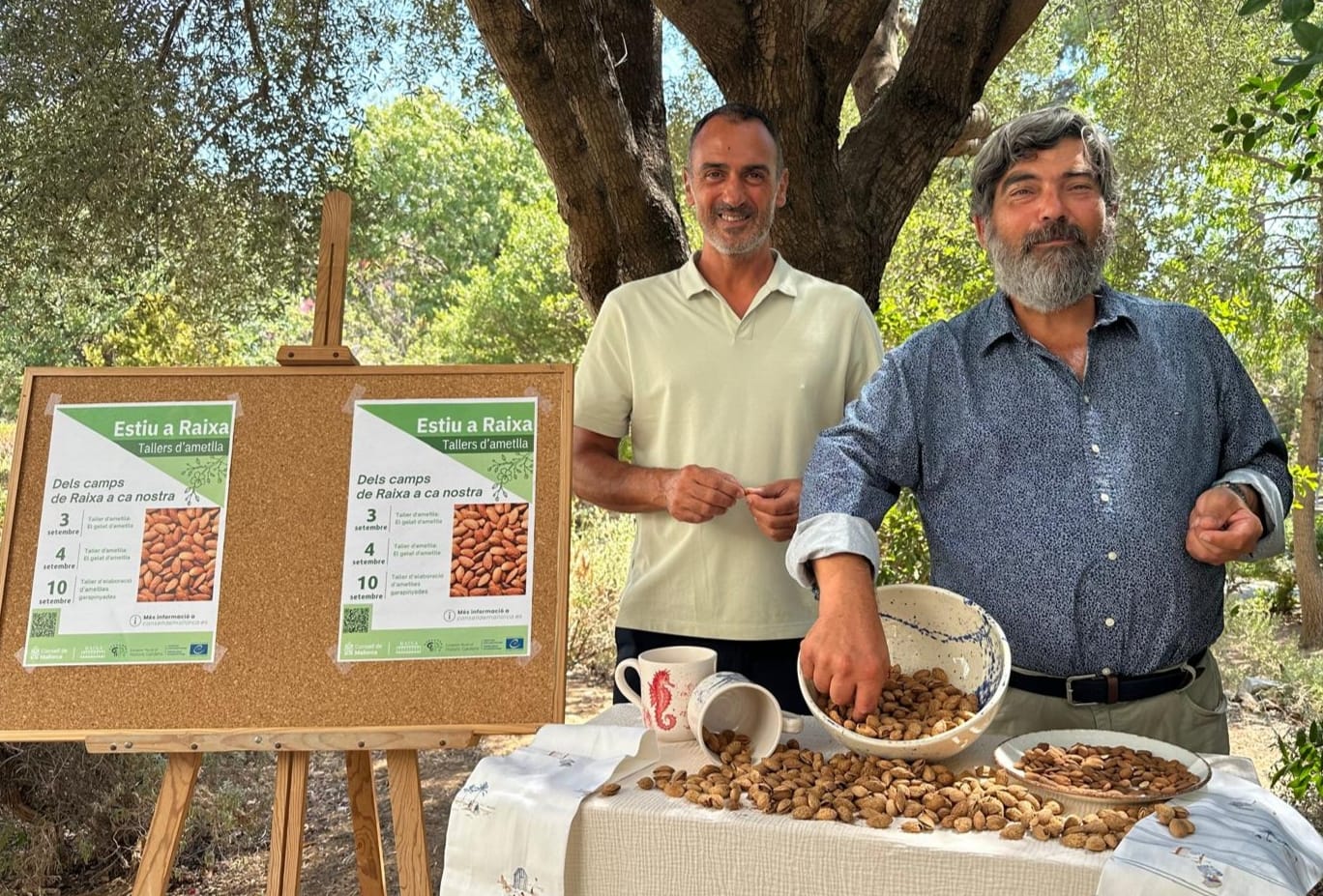 El conseller de Medi Ambient, Medi Rural i Esports, Pedro Bestard, i el director insular d'Esports, Toni Prats.