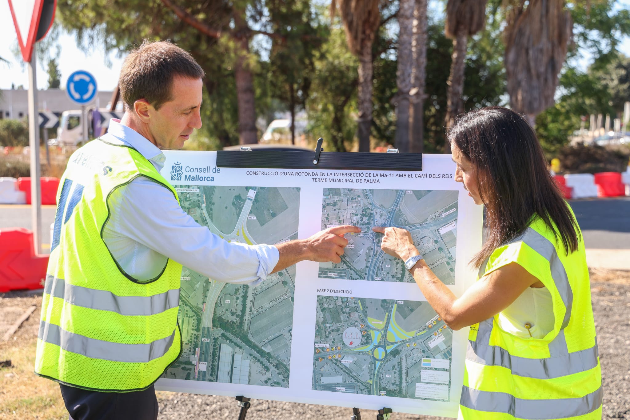 Inicio de las obras de la rotonda de la ITV del polígono de Son Castelló de Palma.
