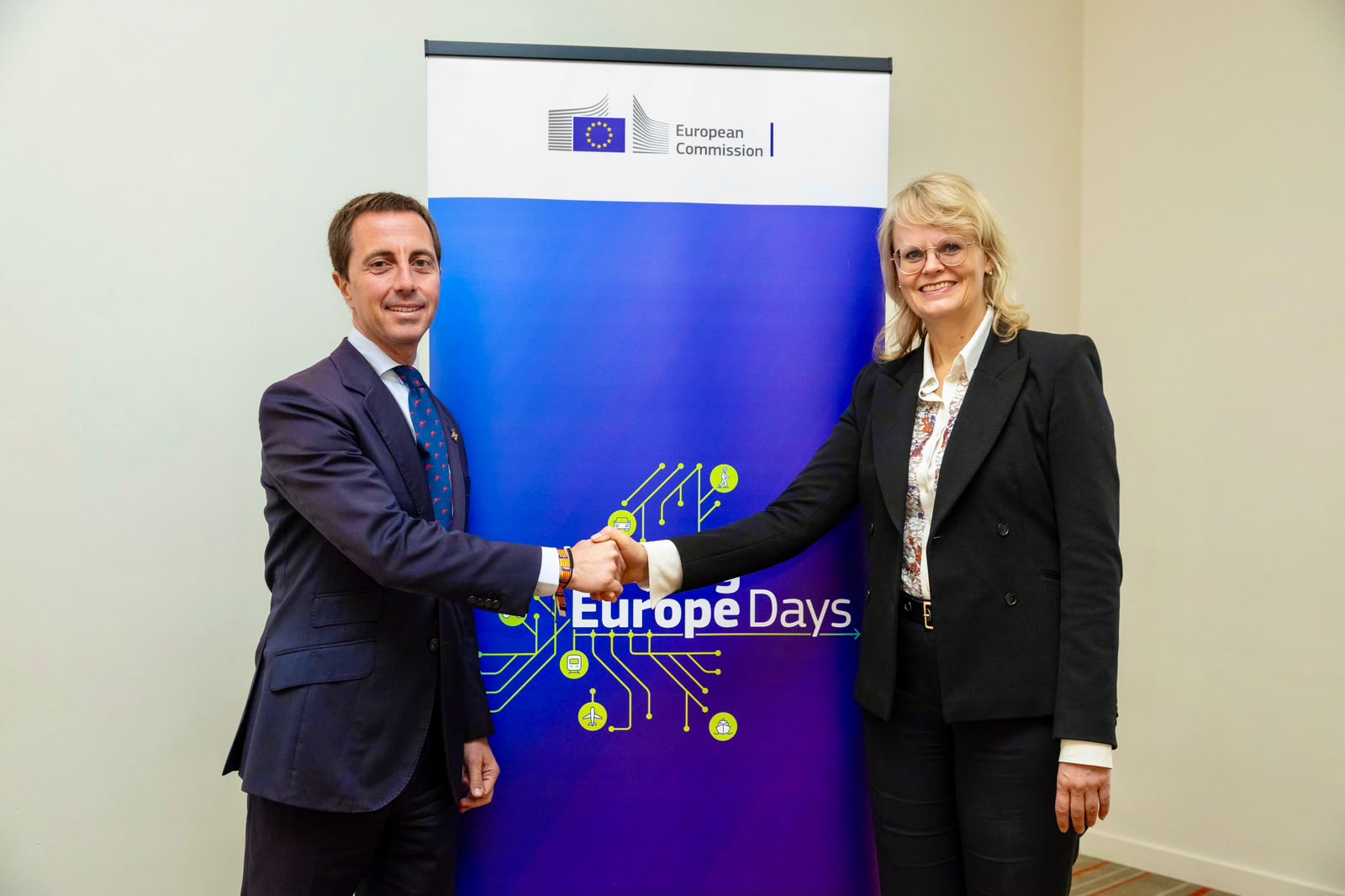 El presidente Galmés presenta la Proposición de ley de regulación de la afluencia de vehículos de Mallorca en la Unión Europea