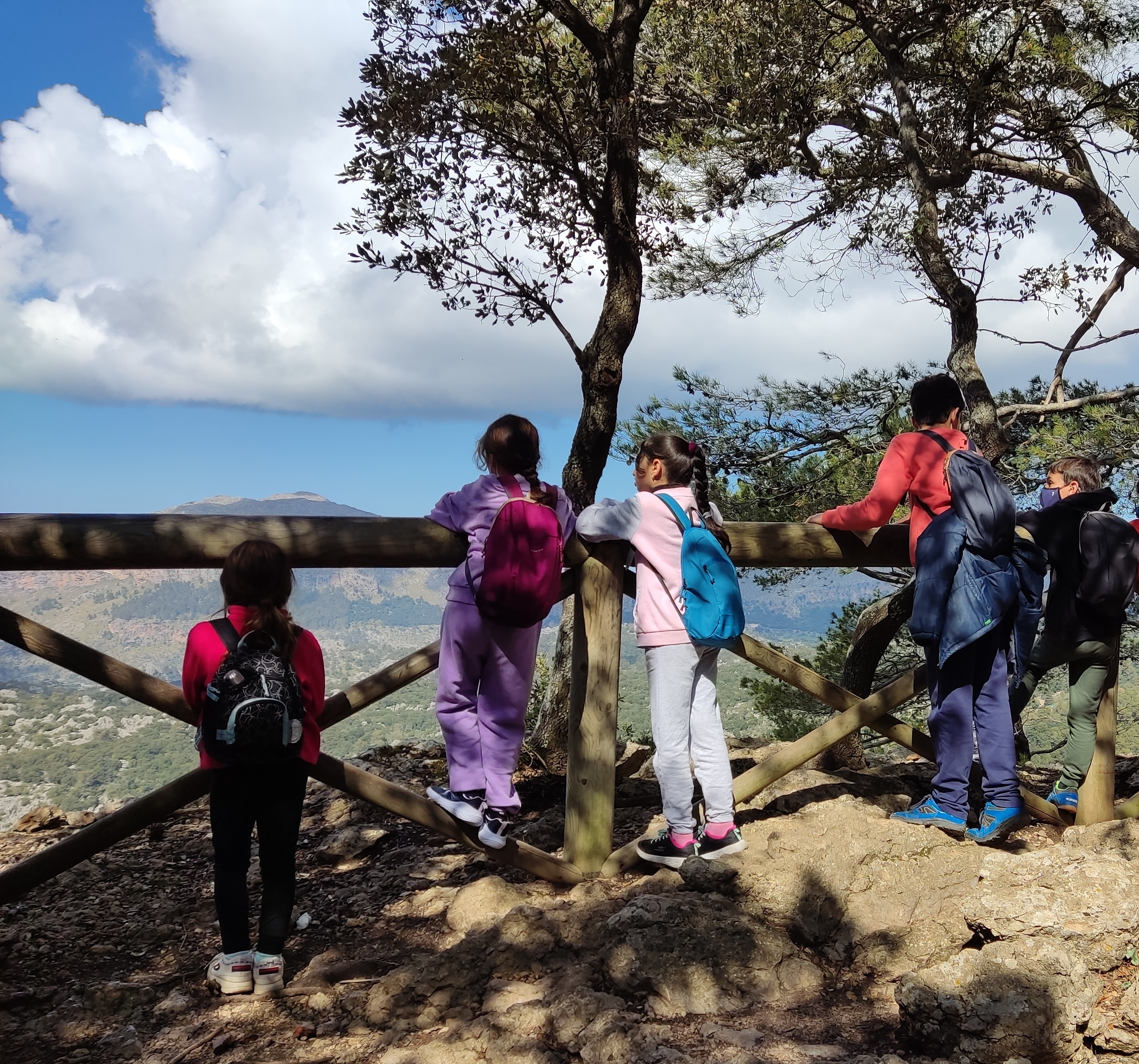 programa d’educació ambiental «Una nit a la Serra»