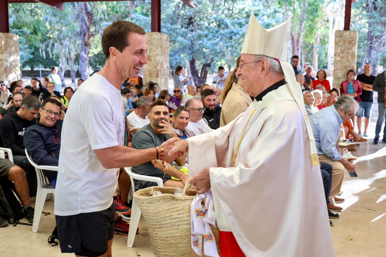 Imágenes del Presidente con el obispo de Mallorca 