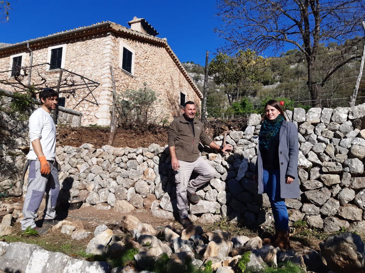 La vicepresidenta y consellera de Sostenibilitat i Medi Ambient, Aurora Ribot en el refugio de Tossals Verds