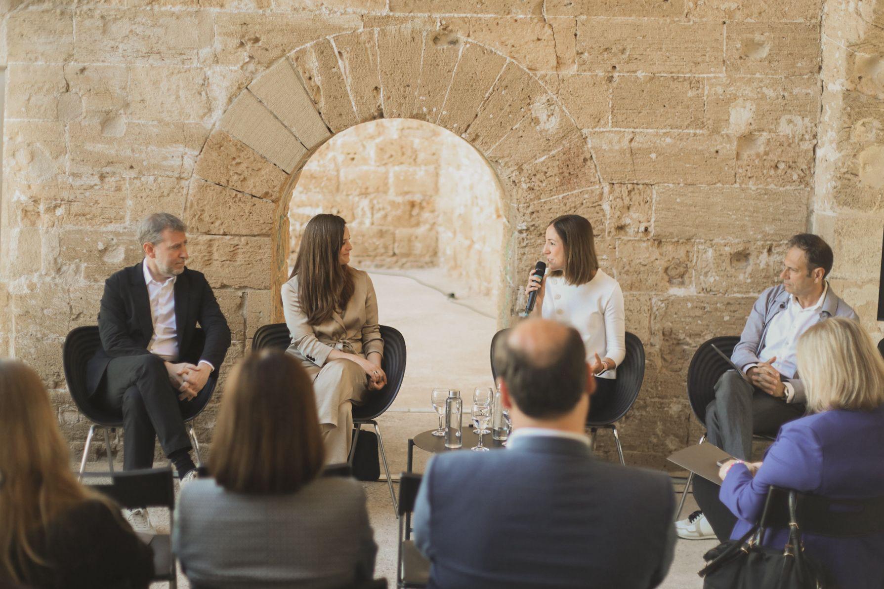 Imagen de la presentación del proyecto Biennal B