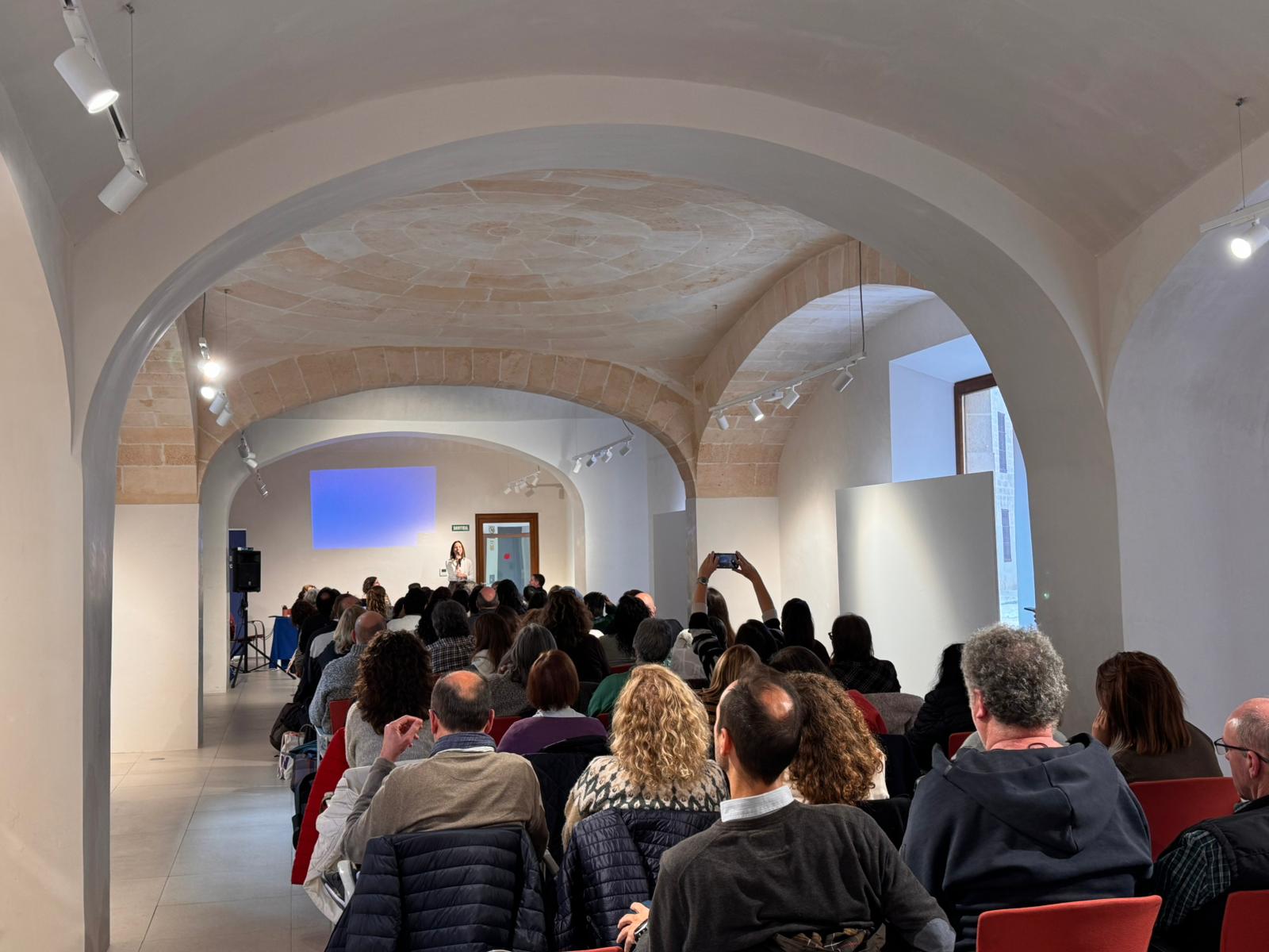 Reunión anual con los bibliotecarios de los diferentes municipios que forman parte de la Red de Bibliotecas del Consell de Mallorca