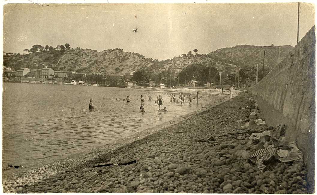 II-711/2 Fotografías de las colonias escolares de niños. Puerto de Sóller (1918-1919)