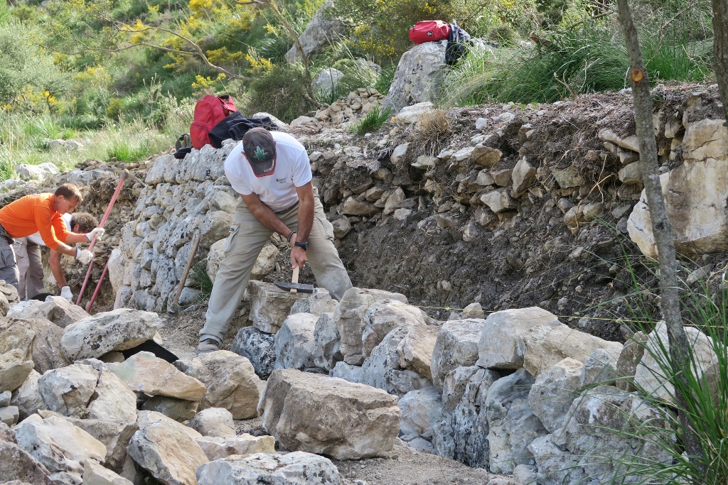 Restauració marges de sa Coma